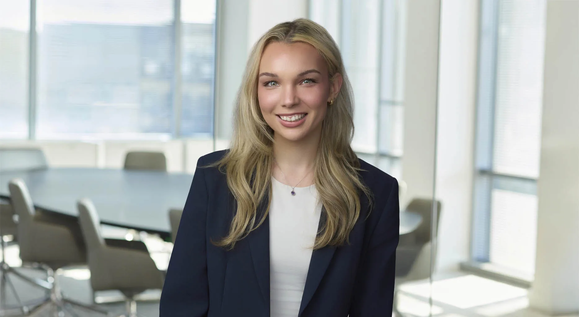 Maddie Richards headshot